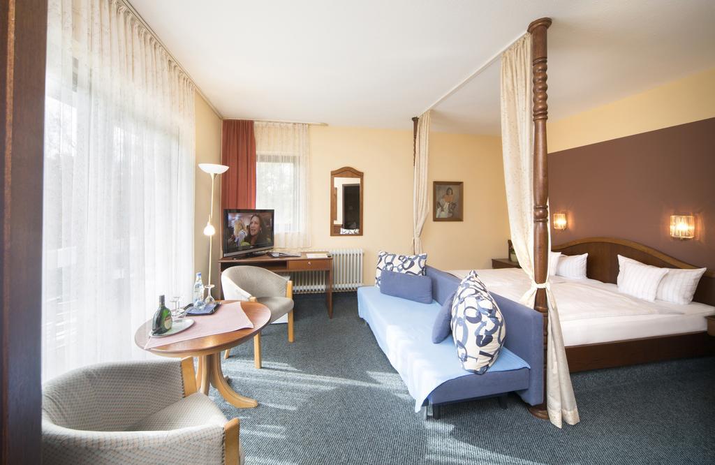 Reichels Parkhotel バート・ヴィンツハイム エクステリア 写真